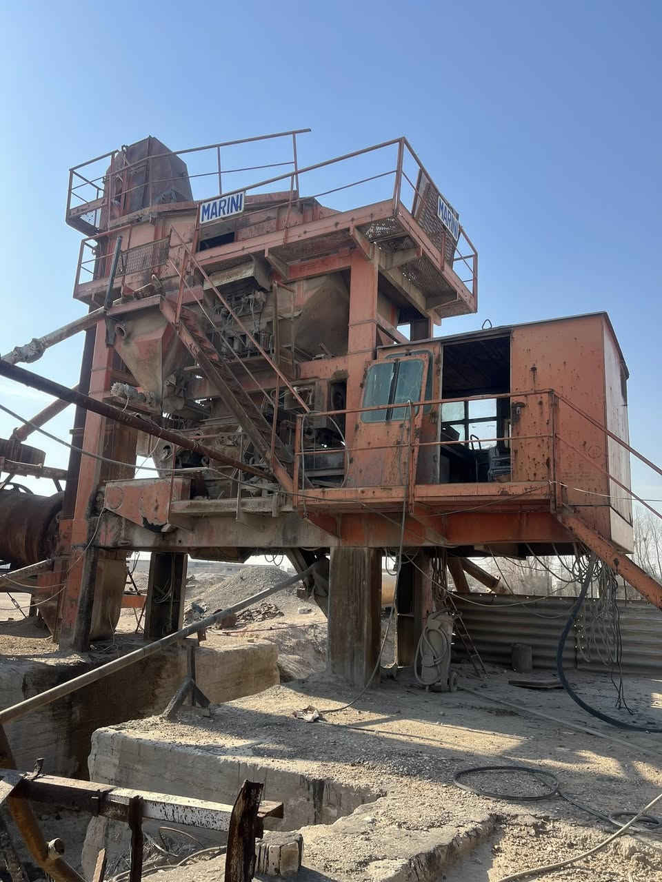 يالله معمل اسفلت كامل للبيع السعر وللاستفسار اتصل ع 

‭٠٧٧٤ ٣٥٢ ٩٠٦٨‬
العنوان النجف ابو صخير
