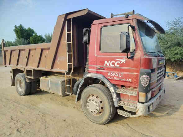 سلام عليكم سياره سكانيا للبيع محرك مجفت اقل من سنه مكينة مكفوله كيره 5ب 5  اكسن. ملاكم الرقم  ***********
