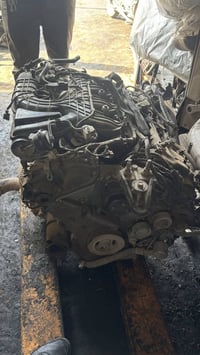 مكينه سورنتو 2015 هي وكيرها وضفيرتها والعقل للبيع جاملغ مال خليجي اصلي...