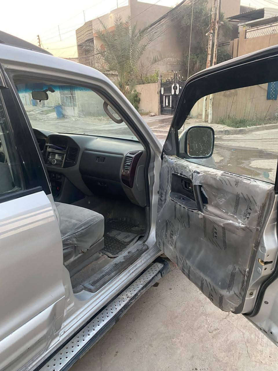 السعر 79$
باجيرو خليجي بلادي  2002 مكينه 3000
 كير محرك تبريد بلادي
السياره مكفوله بدون ضربه فقط رش شبر جاملق السايق
الموقع : بغداد ابي غريب -شارع الزيتون 
للتواصل واتساب : ***********  -  ***********
