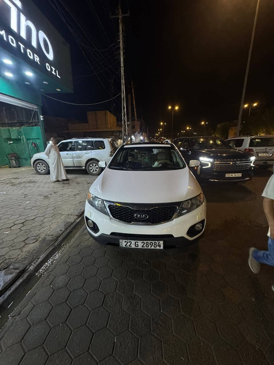 سورنتوا خليجي ٢٠١٢
كفالة عامة
٧ راكب  
مكينة ٢٤٠٠
فول مواصفات 
فتحة
بصمة 
منضومة تبريد جديدة بلكامل 
تخم تايرات جديد 
بصمة ابواب 
جام اوتوا 
سيارة جديدة كلش 
للاستفسار اكثر     ***********
