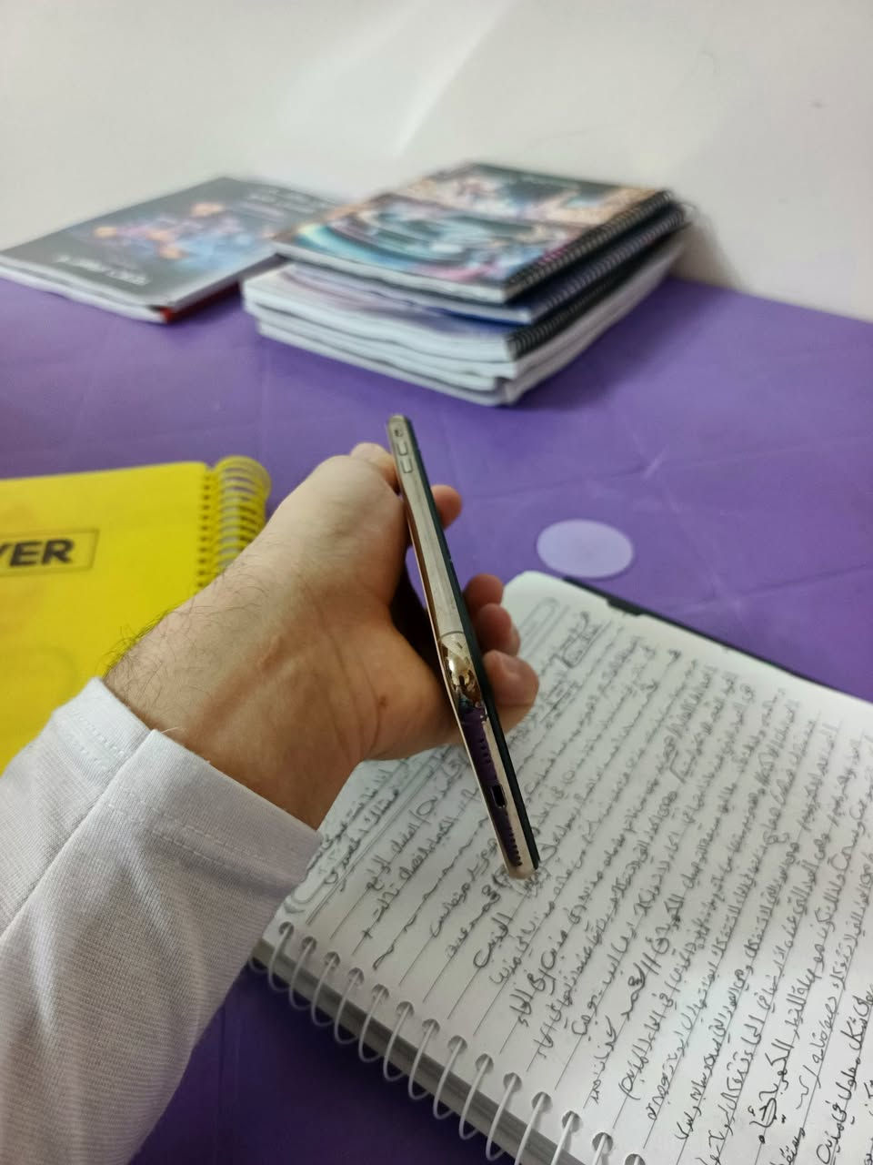 11برو ماكس ذهبي 
ذاكر ٦٤
مبدل شاشه 
مبدل بطاريه ٧٧
الاقطه مال صوت يعوزه تبديل 
مراسل واتساب ***********
