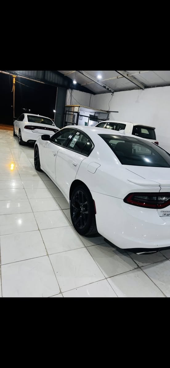 سلام عليكم البيع جارجر ٢٠١٦ كلين تايتل كفالة رقم اربيل مواصفات sxt رقم هزة سنوية كلة جديد شاشة جبيرة ويل ٢٠ مال جي تي تشغيل عن بعد كشن حضن بلوجكتر سيارة جديدة وبدون ملاحضات وبدون بارد بيهة تكحيل ع كد صبعين بالجاملغ الخلفي ما مبين باقي سيارة كفالة عامة ماشيه 87 الف جاهزة من كلشي حدادية تخم تاير مكاني بصرة الدير معرض الماسّ لتجارة السيارات 
***********
***********
