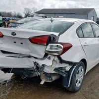 فورتي ابيض أمريكي موديل 2017 محرك 2000 ماشية 80 الف بغداد ضرر حوض الصن...