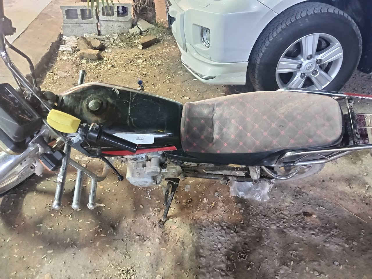 السلام عليكم ماطور للبيع 5كير كله شغال مديل 2020 والشه 2017 كامل السعر 300 قفل قفل قفل العنوان صلاح الدين قضاء الضلوعيه الحردانيه الاتصال على الرقم ***********
