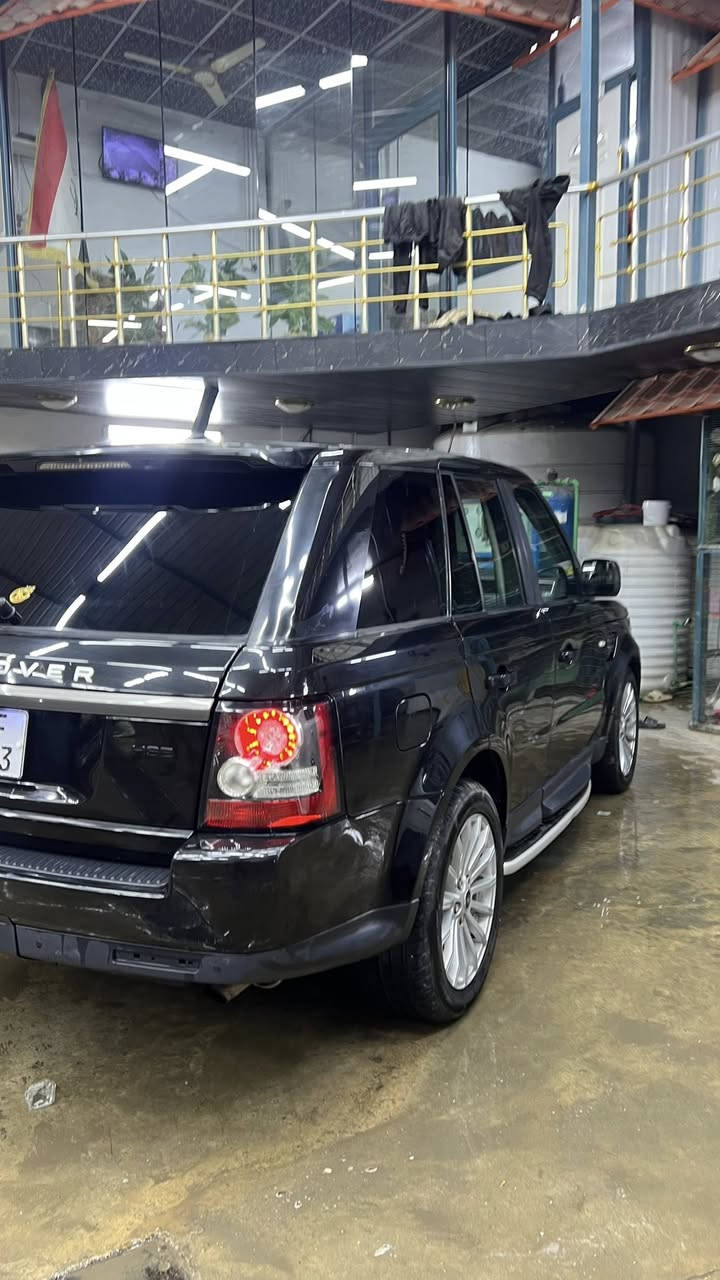 السلام عليكم
للبيع او مراوس

‏.RANGE  ROVER

موديل 2013  اصل 

فئه SPORT  

رقم بغداد بسمي 

ماشيه 78الف ميل🤍

مكينه 8 سلندر العادي بدون سوبر 

وارد امريكي قطعتين الباب البصف السايق والورا

فول موصفات 

بصمه تشغيل 

4 بصمات ابواب 

شاشه +كامره 

فتحه 

كشنات كهرباء 

كشنات خلفي امامي تدفئه + تبريد 

داخل كريمي 

حساسات خلفي امامي 

خزن ميموري 

تدفئه ستيرن 

فول تحكمات 

مري شفط 

مري قلاب 

جكات صعود ونزول 

وضعيات قياده 

ويل كروم 

سستم صوت ودمامي خرافي 

نظام ترحيب 

وبعد بيها موصفات هواي 

السياره جديده بمعنه كلمه ترايها شرط مال زيرو 

جاهزه من كلشي الحمدلله 
السعر 170

مكان النجف الاشرف
***********

