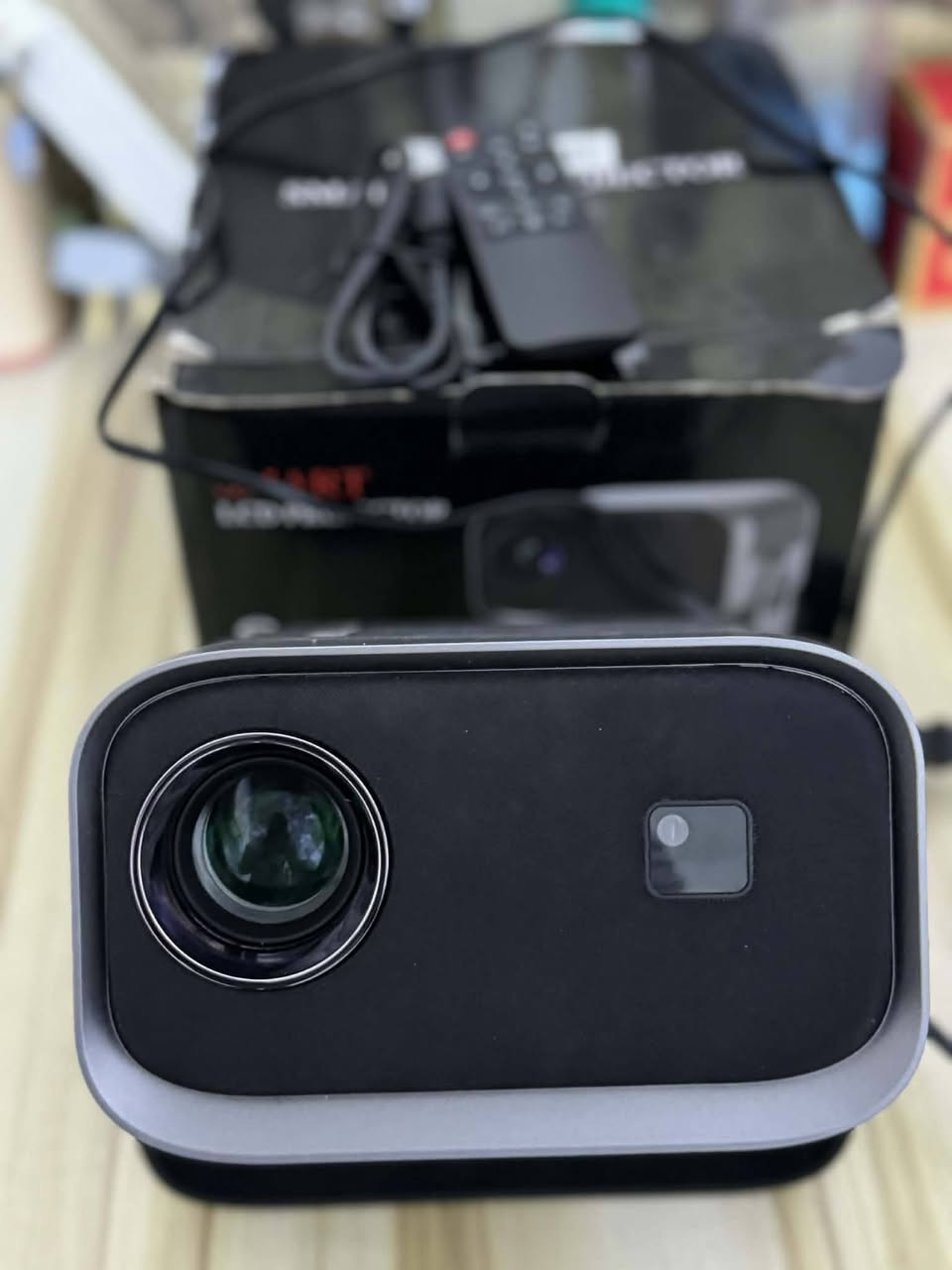 لاصحاب السينما المنزليه
من اقوئ العروض عرض جدا قوي اقره المواصفات

العرض لمده اسبوع فقط 

منفذ عدد 2 HDMI /منفذ عدد 2 فلاش / منفذ AV / منفذ عدد 2 USB / يربط ستلايت / يربط بلي / تكدر تنزل عليه من طريق الفلاش / ينطي حت 4 متر عرض 

المعرف لا يعرف

للافلام والمباريات والتجربه السينمائية شي تحفه

توفر  TOPTRO X7 

من افضل اجهزة الداتا شو  بسعر مناسب 

دقه 1080 تدعم 4k

600ansi lumen

سمارت نضام الاندرويد يوتيوب وبرامج 

تدعم اوتو فوكس تلقائي 

تدعم الغة العربية 

يربط على الموبايل 

يعمل على الكهرباء 

عمر العدسة 50000 ساعه

صوره تصل بمساحة 300 انج

مع خاصيه تكبير تصغير الصورة حسب احتياجك من المساحه

جديد اوبن بوكس 

للحجز عبر الخاص 

***********
