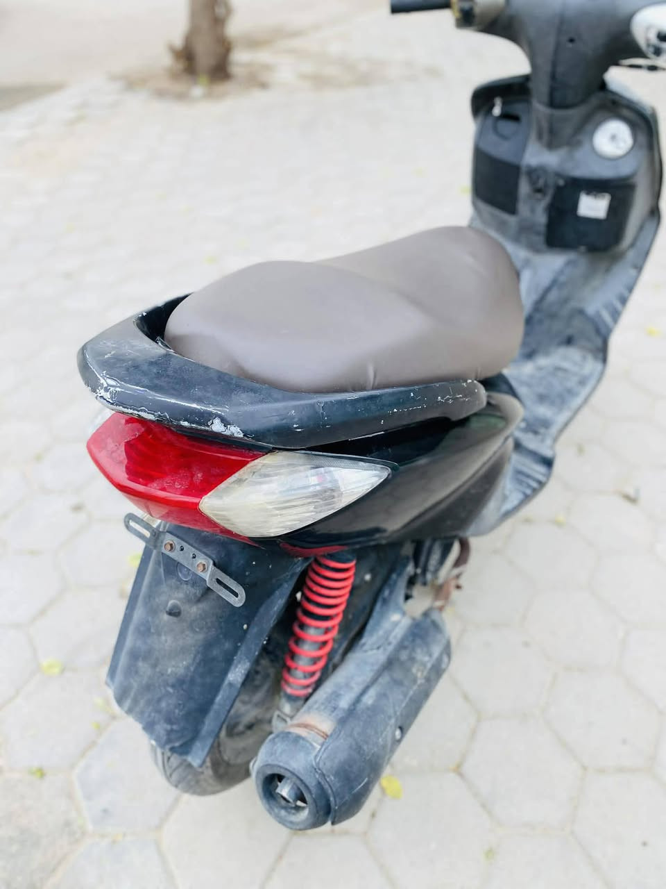 سلام عليكم دراجه سكنز نثيه البيع سعر خاص  مكاني نجف حي مهندسين  ***********
