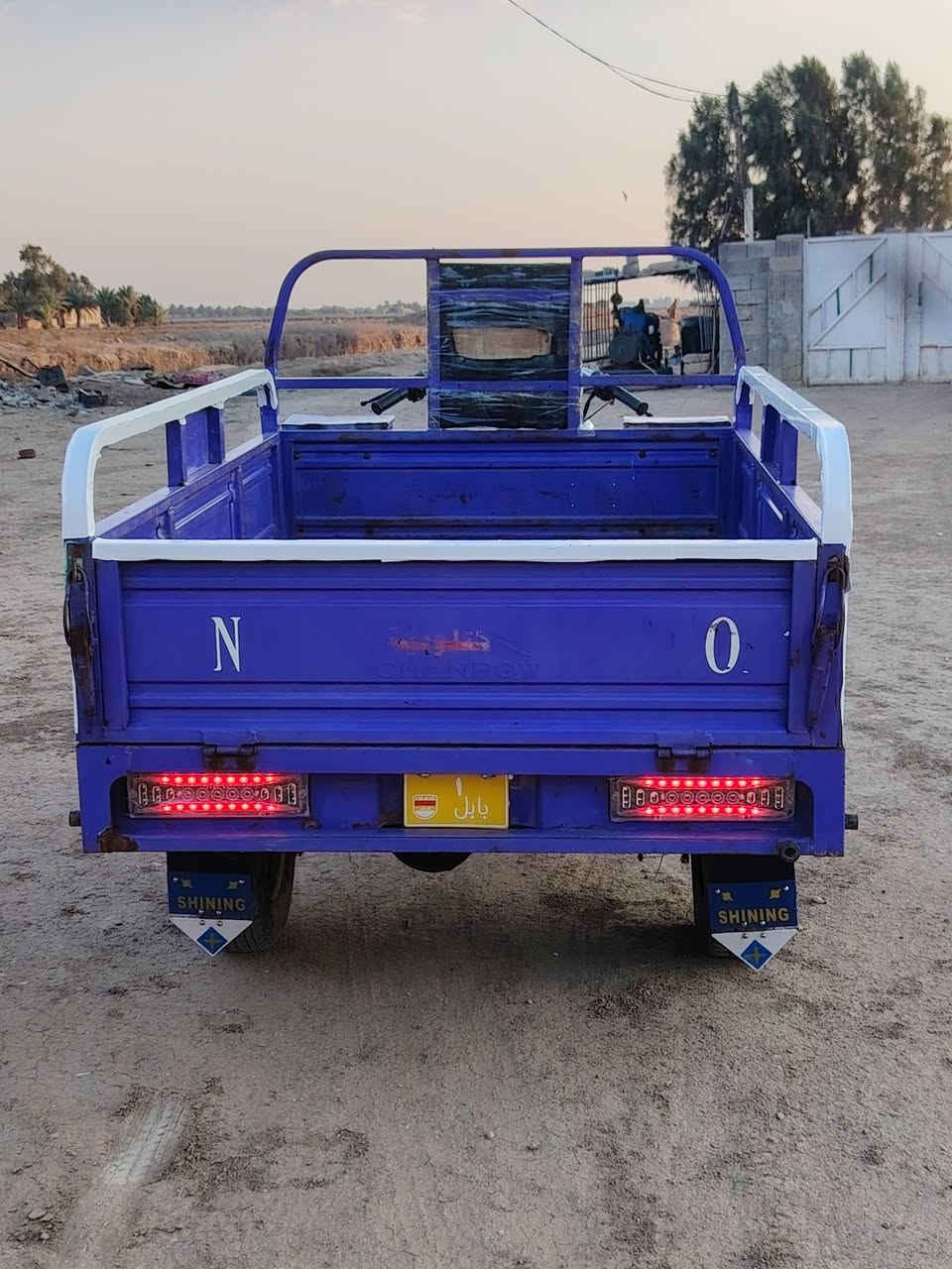 يالله للبيع ستوته صقر 2020اصولي وكيل بلال
للبيع 2020شرط الترقيم
كهربائيات كله شقاله 
تخم تاير نضيف
باتري جديد
مكفول شاصي وركبه وخياس ولحيم
ستوته مال جناي 
سعر 1500
شراي اتصل وتدلل ***********
#موشراي_اعبرالمنشور
