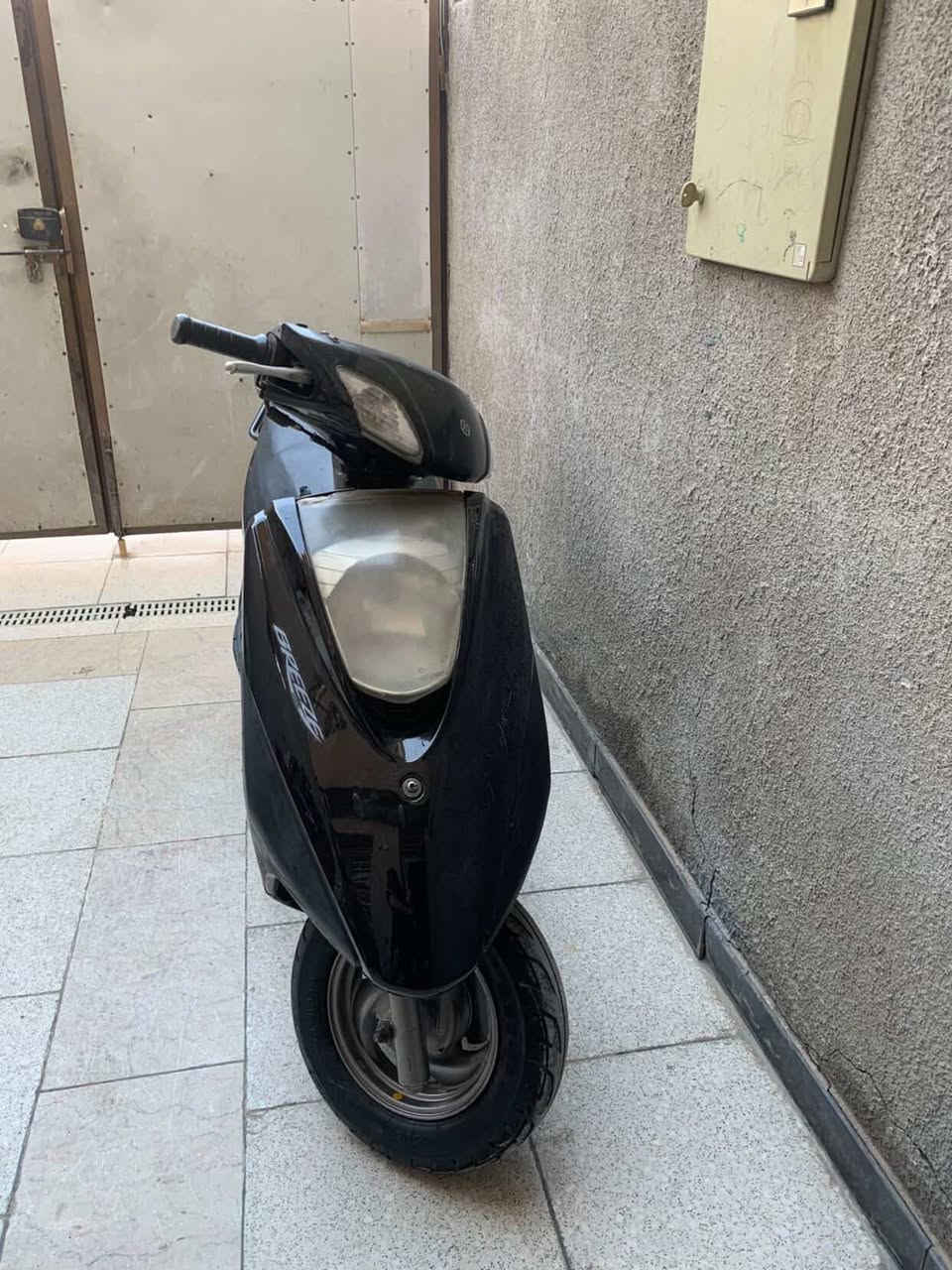 السلام عليكم دراجه بريز للبيع كامله من كلشي كهربائيات اشاير ولايت من كلشي ومكينه خرسه برغي ممفتوح بيها مكاني البياع السعر ٥٥٠وبيها مجال 
متواجد واتساب ***********
