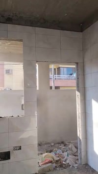 07503442039 07735674245