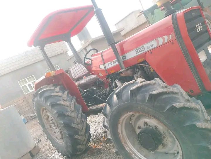 السلام عليكم ورحمة الله وبركاته 
يوجد تركتر ايراني فوركسن دبل موديل 2014
تواير اربعه جدد 
اگسن گير محرك باور شرط 
مسجل سليمانيه السعر خاص او اتصل وتدلل  
رقم الهاتف/‏‪0780 621 8489‬‏
المكان الشرقاط الساحل الأيسر هيچل
