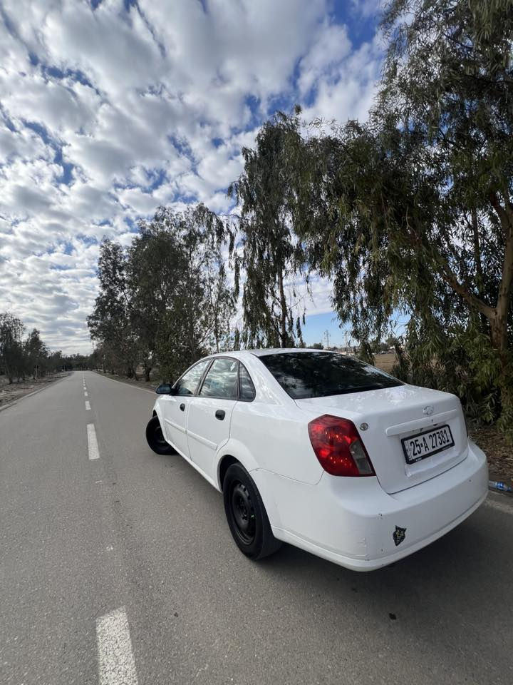 سلام عليكم للبيع اوبترا 2004سنويه لحد2030 بسمي دفتر بانزين بي كهربائيات كله شغال تايرات صدر كله جديد تبريد ثلج ❄️ تدفئه شغال سياره على بلاد گلين سعر67 وبي مجال *********** شرط تحويل وكاله
