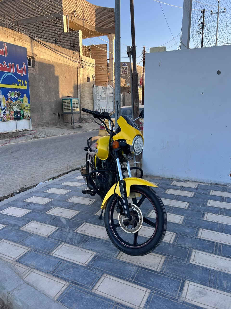 دايون نفخ موديل 24
اوراق سكنر 📝 

محرك مكفول من الفتح ⚙️

كلجات طرد مركزي💣

لون مميز🌹 🟧 🍊 

محرك 200 💎

عقل رياضي🚀

بنزات وره كدام جدد🔥

تايرات وره كدام جدد🛞

صالنصه كاتم🤫

كهربائيات كله شغاله💡

السعر 1150 💵💵

ملاحضه : دراجه استخدام قليل مكفوله كفاله عامه 
سعر( 1150) وبيه مجال قليل 
عنوان نجف كوفه 
الستفسار (*********** )
