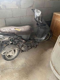 بريز للبيع  كوم حديد سعر 100 تواصل 07743577530عنوان بغداد حي جهاد المك...