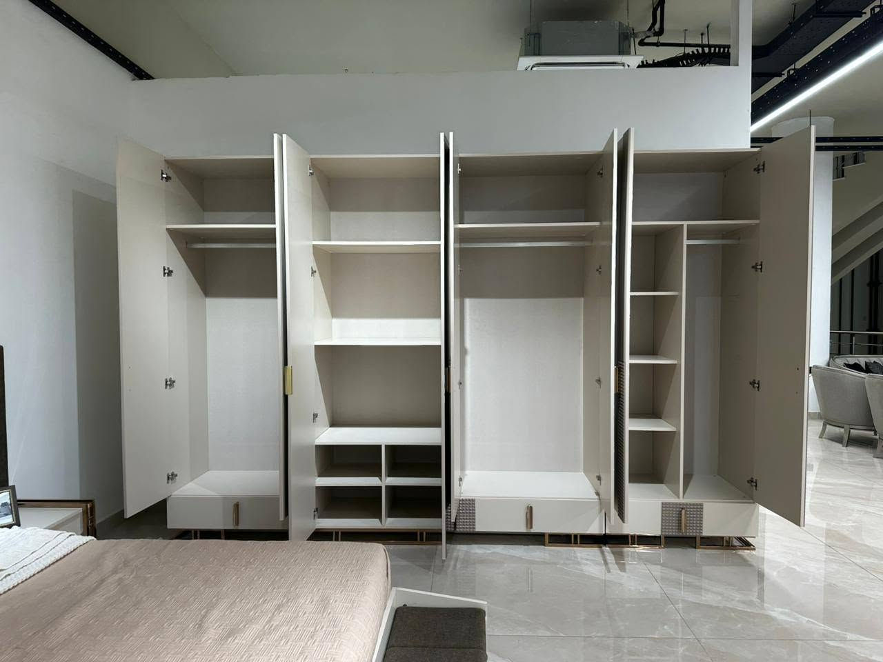 ✨🛏️ غرف نوم تركية فاخرة

أناقة راقية… جودة تدوم ✨

✔️ ضمان خمس سنوات
✔️ شد مجاني
✔️ نقل مجاني داخل الفلوجة
✔️ توصيل خارج الفلوجة بسعر رمزي
✔️ يتوفر بيع نقدًا وأقساط مريحة

📍 متوفرة لدى معرض الياقوت للأثاث
الفلوجة – شارع جامع الفرقان، مقابل جامع الفرقان

📞 للحجز والاستفسار: ***********

اختار الفخامة… والباقي علينا.
الياقوت للاثاث فرع الفلوجه
