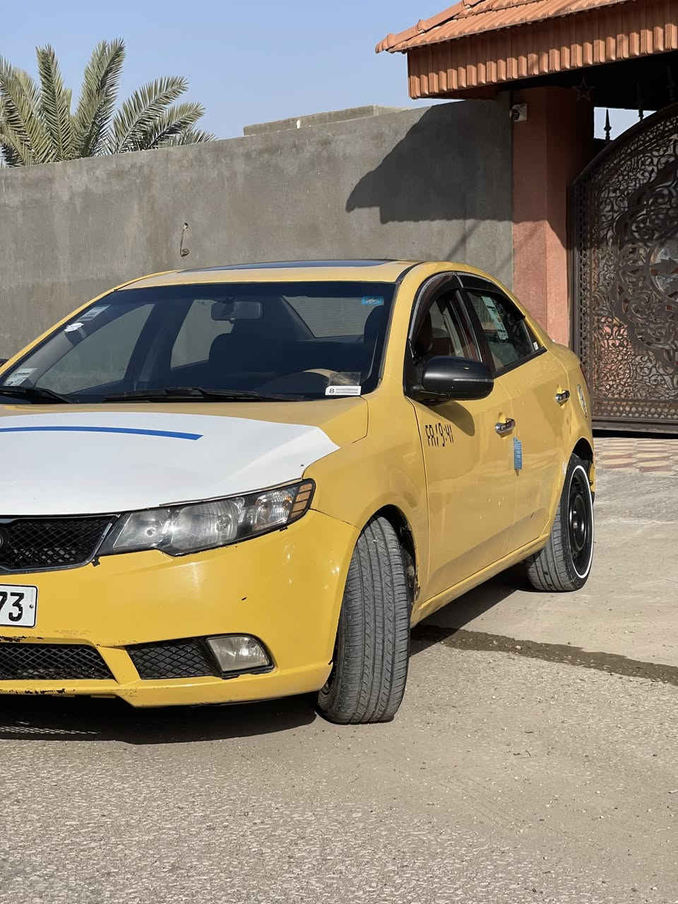 السلام عليكم
كيا فورتي 2013 رقم انبار دولي تحويل مباشر 

مكينة 2000 جاهزة 

كير 6 نمر 

مصفرة هيئة وغرامات 

بيها جاملغ امامي وبنيد من امريكا 

وجاملغ خلفي بل عراق 

السيارة بدون دواخل بدون لغود كفالة 

مكان السيارة بابل _ المحاويل 

السعر 73 وبيها مجال 

للاستفسار الاتصال 

‏‭0789 388 6774‬
