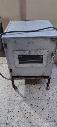 للبيع فرن المنيوم شرط شغل ثقيل السعر 50 07700323908