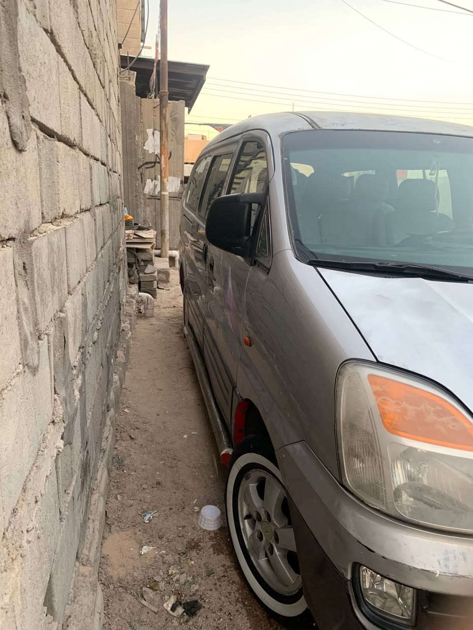 السلام عليكم
ستاركس هيونداي 2005 أصل سياحي مكينه مفتوح كير عادي حداديه كفاله اكسل كفاله شاصي كفاله بدون تعمير رقم أنكليزي تم تحوليه قبل فتره قليله البصرة  تخم تاير جديد دواخل نظيفه جداً السيارة اكفله ألك بدون أي تعميرر بيبان تكمة كله بلادي أصل سياحي السعر 66 وبيه مجال 
للاستفسار الاتصال على هاذ الرقم 
***********
