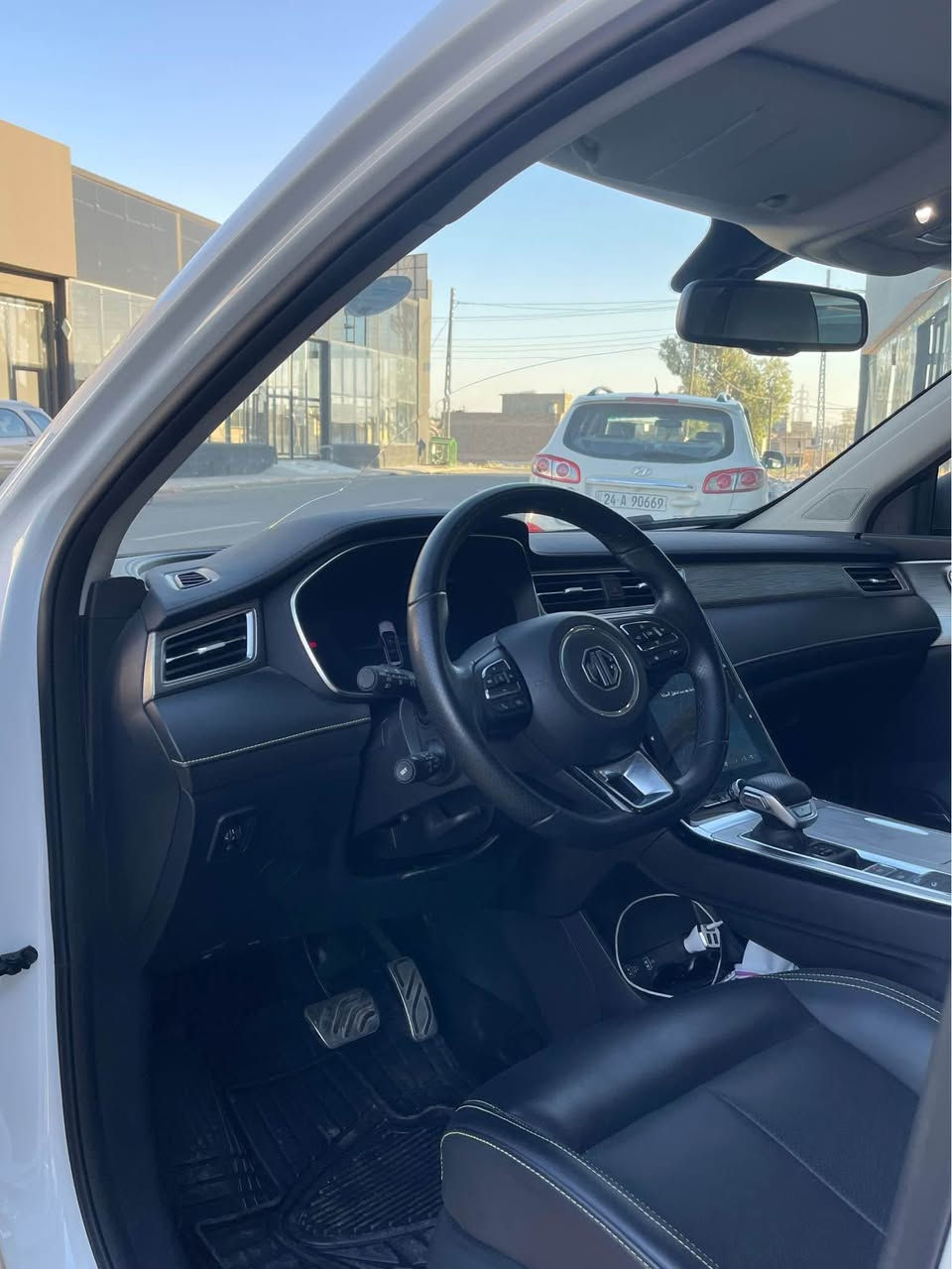 MG_RX5بلصً

موديل 2024

بضمان الوكاله 

ماشيه 28000 km

محرك1500 توربو

فول مواصفات 

بانوراما

داخل جلد اسود

تبريد قطعتين

كشنات كهرب 

كامره360

رقم دهوك مسطرة 

شرط التحويل 

*********** موصل, نينوى
