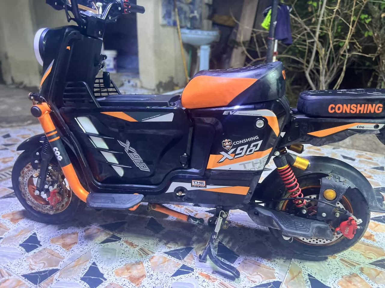 السلام عليكم X900للبيع الدراجة حلوة ونظيفة الدراجة جديدة كلش وما بيها شي العنوان البصرة الجبيلة السعر 600وبيها مجال ***********
