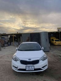 من رخصه الادمن… السلام عليكم  كيا سيراتو 2013 كفاله عامه للبيع فقط اعت...