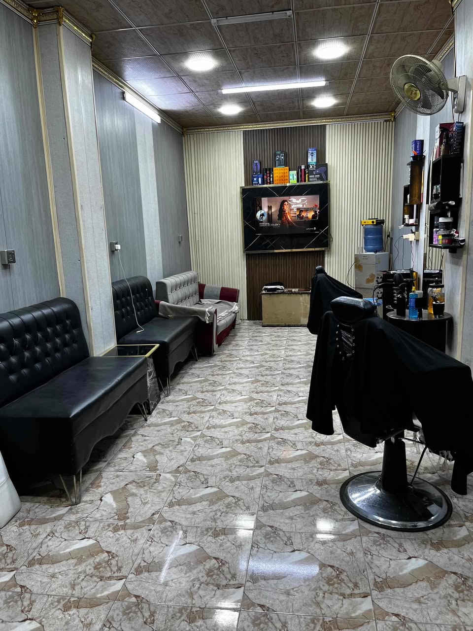 السلام عليكم
يوجد كرسي حلاقه للايجار العنوان الشهداء قرب كوفي سراج

***********
