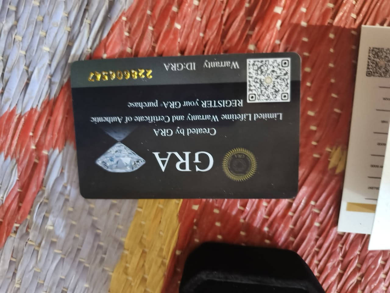 السلام عليكم طلعت لي في الامازون dhL هاي القطعه مادري الاماس حته مختومه بيه كارت
ابيع اعله سعر


**إذا كنت صاحب هذا الإعلان وتريد حذفه لأي سبب، رجاءا أرسل رسالة إلى الدعم الفني**