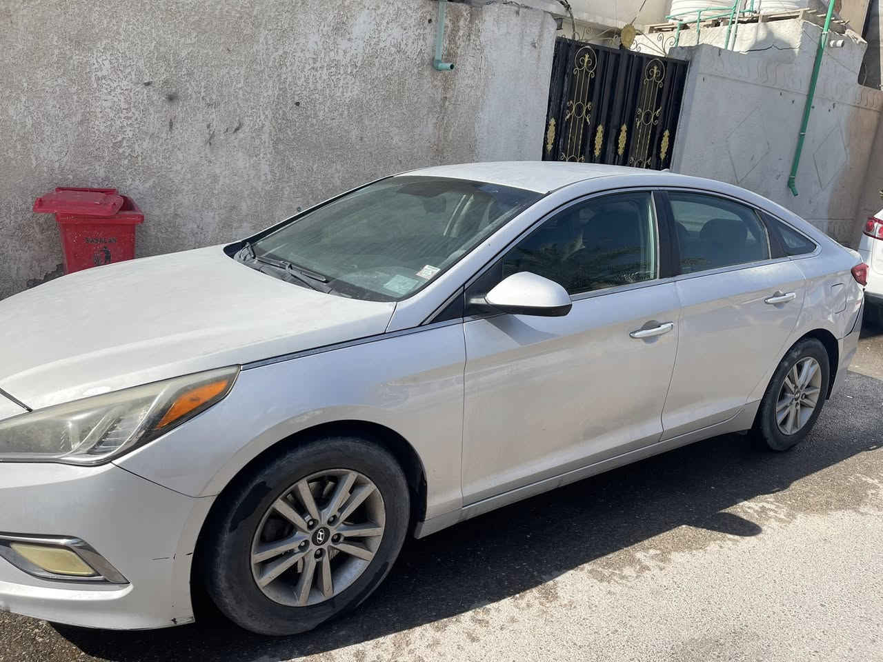 السلام عليكم سوناتا سلفر موديل 2016 سنويه باسمي تنتهي 2030 السياره للبيع شويه بديه متعوب جراد وشخوط وارد امريكي ضربته بالصندوق وبيه بعض الدحجات الخفيفه تجي واشوفه السعر المطلوب 90 ورقه مطلوب وعرضته للبيع 
***********
