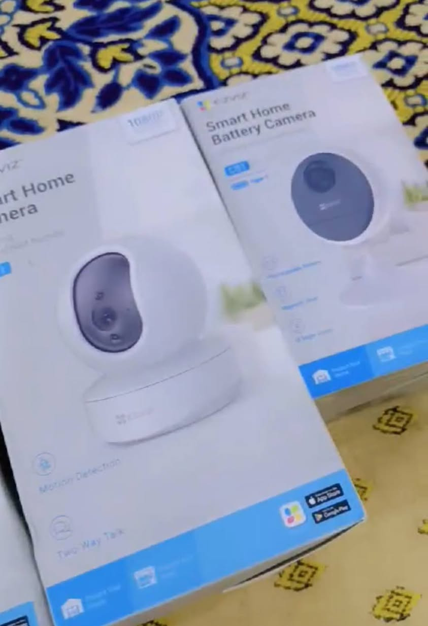 توفرت لدينا كاميرة داخلي سعر فقط 25 الف... تصفية

كامرا مراقبة واي فاي داخلية دوارة  من شركة ايمو العالمية👍
واي فاي تربط تطبيق  بالهاتف🌹
مواصفات👇👇

1_تستخدم لمراقبة الاطفال والمنزل والمحلات 🌹
2_دقة 2MP 1080p FHD
3_منفذ ميموري يستقبل لغاية 256 كيكا🌹
4_مستشعر حركة 🌹
5_تكلم صوتي طرفين 💞
6_تتبع ذكي على شخص امامه 🫶🏻
7_دوارة 360 درجه
￼شرط الفحص  وضمان اسبوع ♥

يوجد توصيل داخل موصل ايسر وايمن 
🌹🌹للحجز المراسلة على الخاص 🌹🌹

سعر 25الف فقط وبي ضمان فحص تاخذ شرط فحص
مكاني ايسر حي الانتصار شارع 60


**إذا كنت صاحب هذا الإعلان وتريد حذفه لأي سبب، رجاءا أرسل رسالة إلى الدعم الفني**