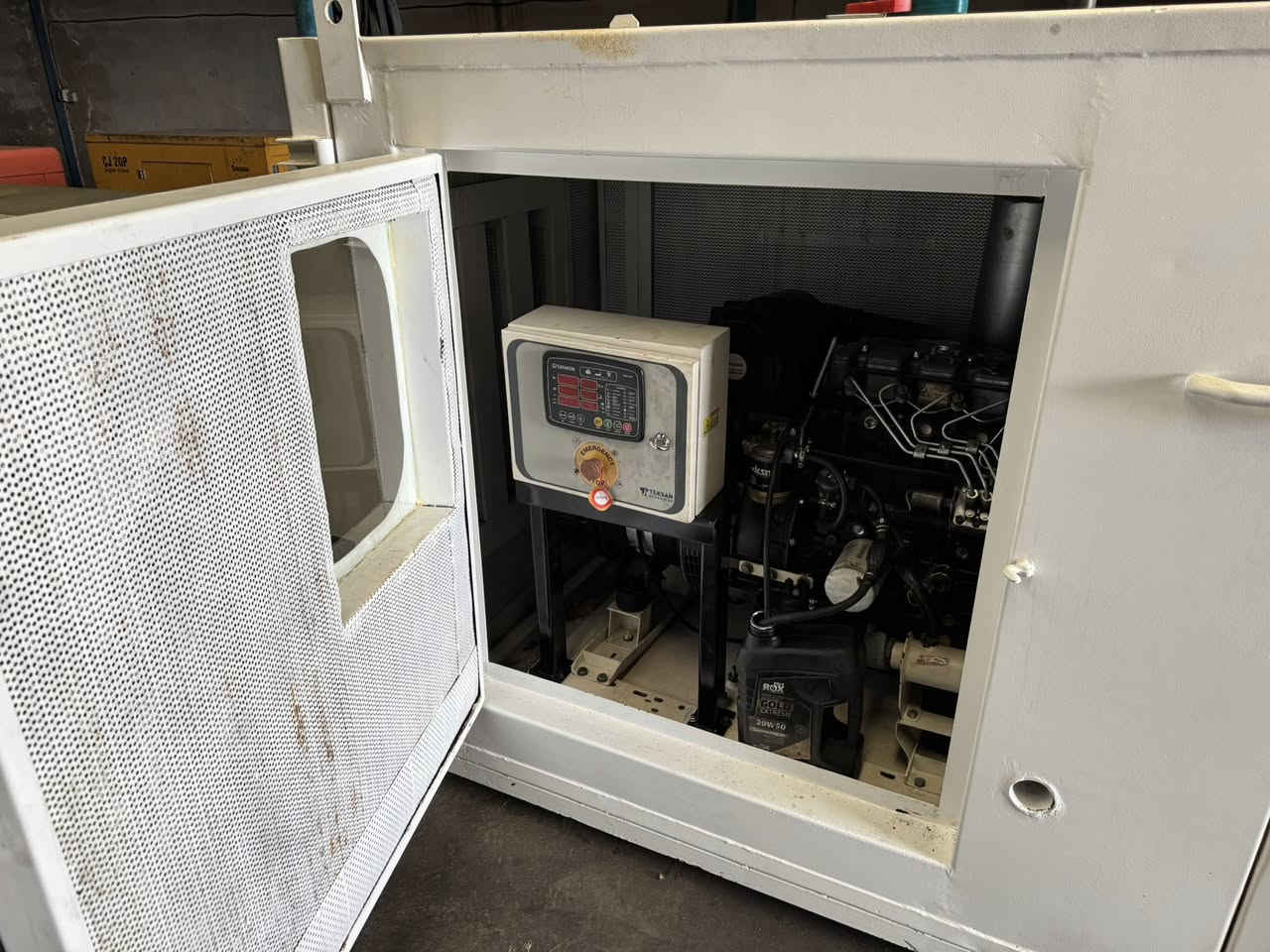 السلام عليكم / بيركنز بلادي برطاني ٢٢ كي في نظيف جدا 🇬🇧سوبر كاتم الكتم ١٠٠٪؜ 🔥


**إذا كنت صاحب هذا الإعلان وتريد حذفه لأي سبب، رجاءا أرسل رسالة إلى الدعم الفني**