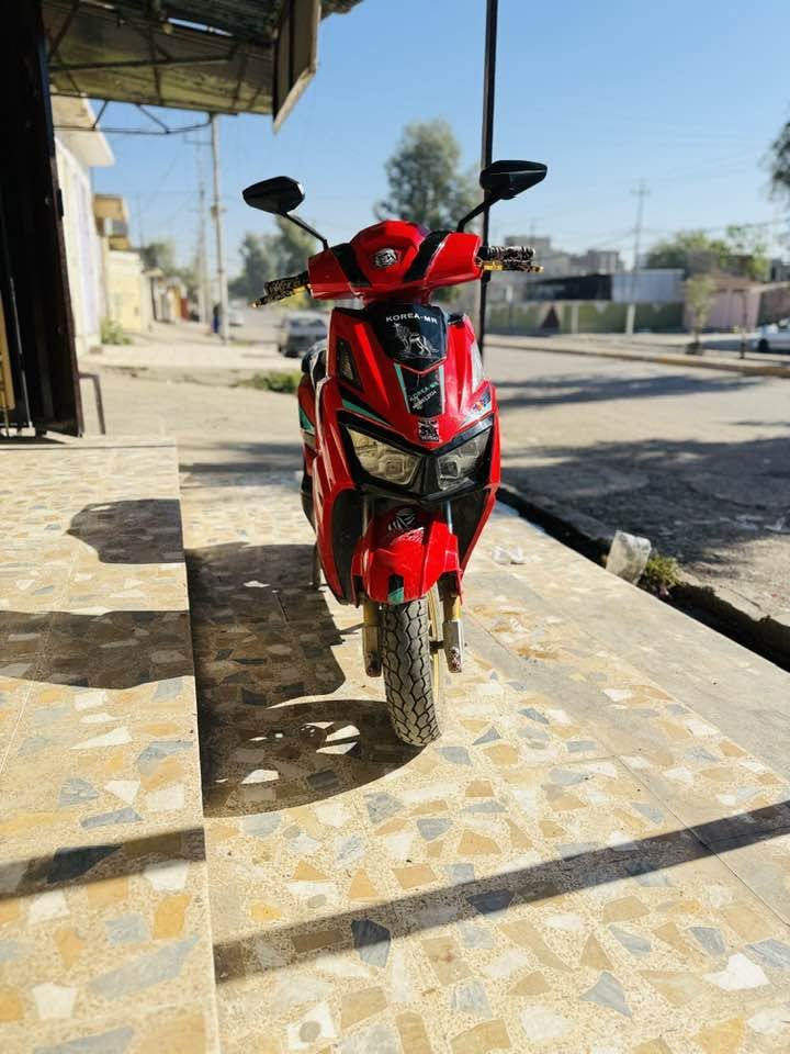 مأطور سكنس للبييع 
بطاريات 6 كبار 32 أمبير 
ملف 2000
***********. الرقم للتواصل
