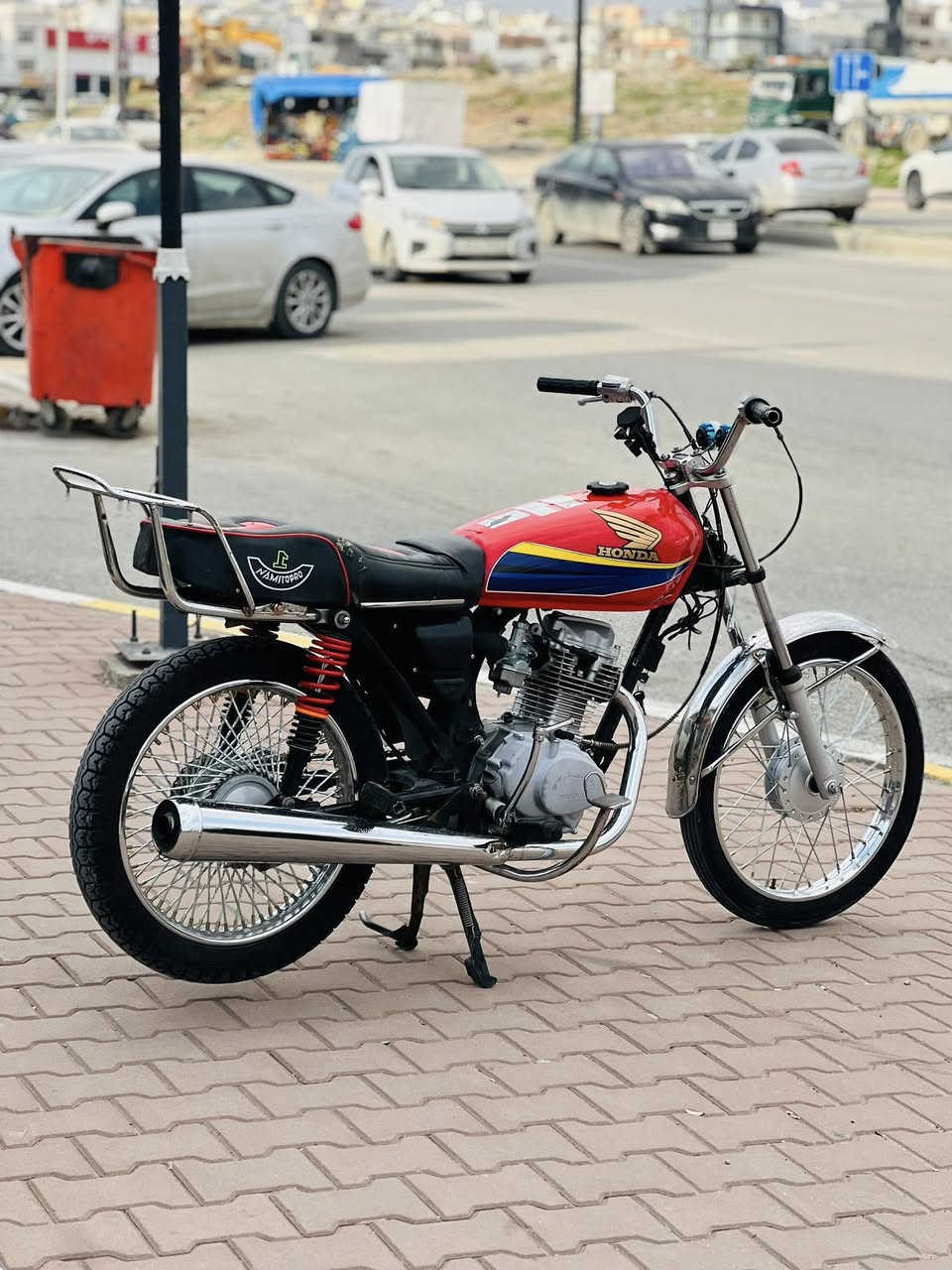 بؤ فرؤشتن و گؤرينه وه falahe ئيراني ئه سلي 2021 مه كينه كه پس كامل تاقم وايه ر تؤپ سويچ لايتي پيه وه يه زور به قه وه ته فول سه نته ره ماله كه دياره سعري 350 و معامه له شوين سليماني *********** ده ستت خوش ئه دمين
