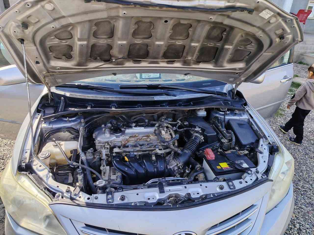 السلام عليكم كورلا سلفر ٢٠١١ للبيع. 
سيارة جاهزة تبريد تدفئة بأسمي. بدون ضرر بيها بعض الملاحظات.. محرك ١.٨٠٠ رقم أربيل.
السعر المطلوب (١٣٥ $ ورقة) بيها مجال..
اتصل تفاصيل أكثر مكان السيارة الشرقاط/الساحل الأيسر /قرية شاطي الجدر. 
***********
