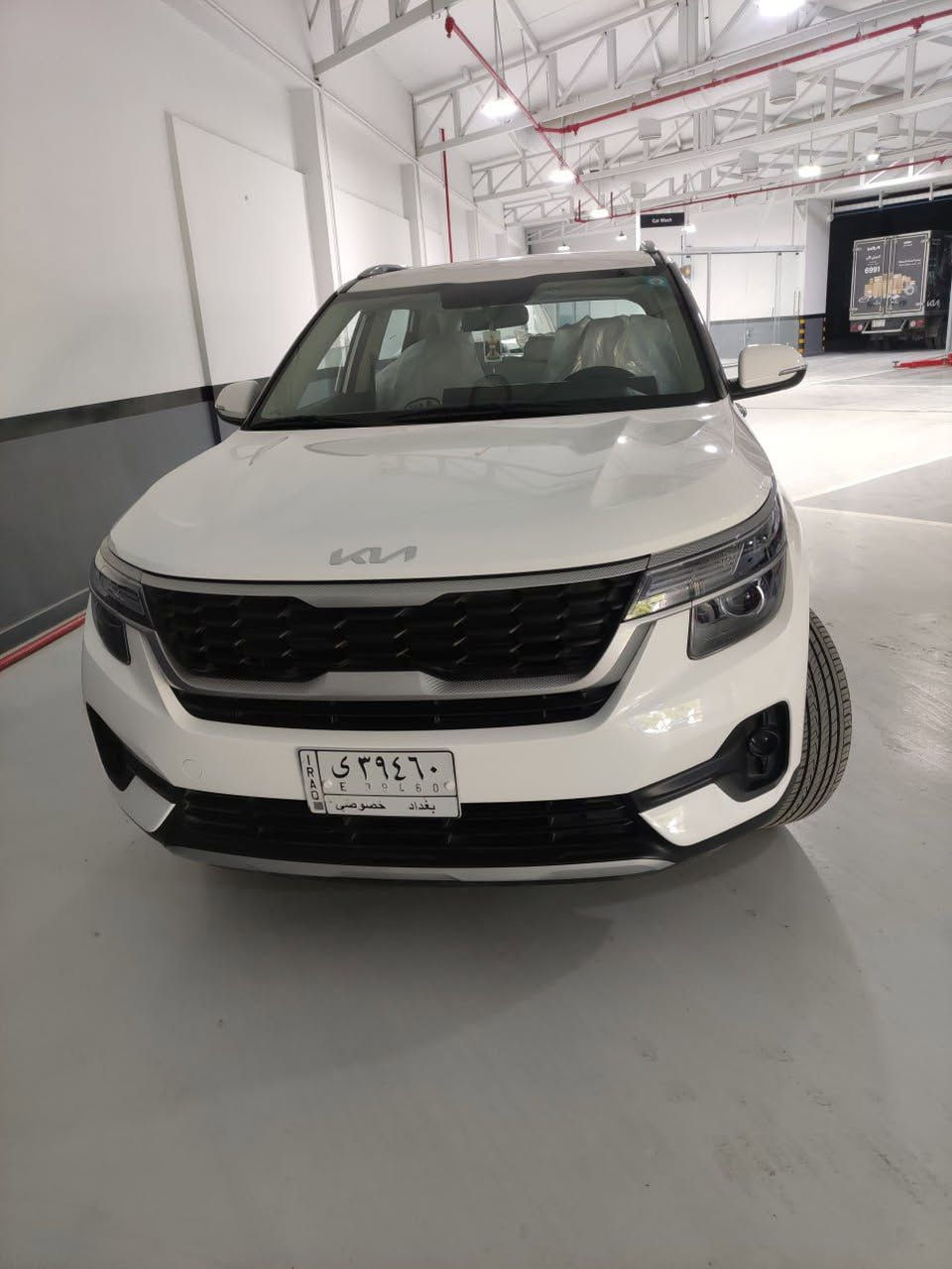 السلام عليكم
كيا سيليتوس خليجي 2023 الهندي للبيع 
بصمة + تشغيل عن بعد 
محرك دوش 1600
گير atm المرغوب
ضمان شركة كيا الدولية (5سنوات او 100 الف كيلو)
تبديل الدهن فقط من الشركة مبدله
6 وضعيات قيادة 
لدات داخلية 
شاشة متصل مع الدشبول 
تحكمات ستيرن 
مري شفط 
كشنات جلد 
وباقي المواصفات معروفة
تخم تايرات جديد
السيارة بدون قطرة صبغ الكشر مكفولة كفالة عامة فقط ضربة بالعامية والوالد ع الجواها وتم تصليحه
رقم وسنوية بأسمي شرط التحويل 
ماشية 16 الف كيلو 
مكاني بغداد حي الجهاد
السعر ١٦٠ ورقة وبيه مجال بسيط حگ الجية
***********

