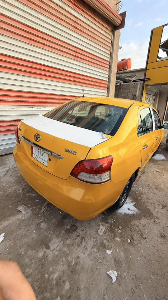 كورلا يارس مديل2008
مصفره هيئة وغرمات
مكينه وكير جدد اوتماتيك
كهرباء شغاله كلهه شاشة 
سعر 45
العنوان البصره الزبير
***********
