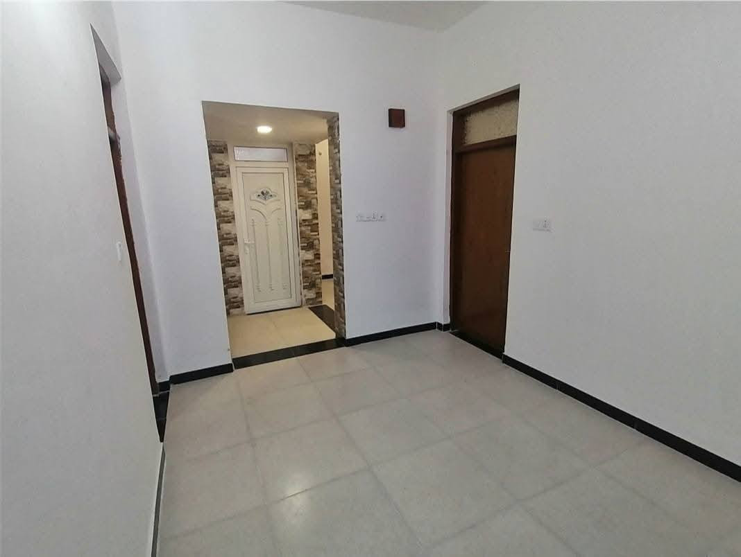 شقة مستقلة للايجار
بناء حديث تتكون من غرفتين نوم + صالة + مطبخ + مجموعة صحية + مخزن وسطح
خدمات كاملة من خط مولدة وسخان وماطور ماء
شارع 20 ام الخيل الرابعة
 #للاستفسار 
او مراسله الصفحة أو واتساب او الاتصال ع الأرقام التأليه 
   ***********
https://wa.me/message/54I3LYHRG7YFG1
#العفلوگي_للعقار_اكبر_بيج_عقارات_في_الديوانية
#بيت #دار #عقار #ارض #الديوانية
