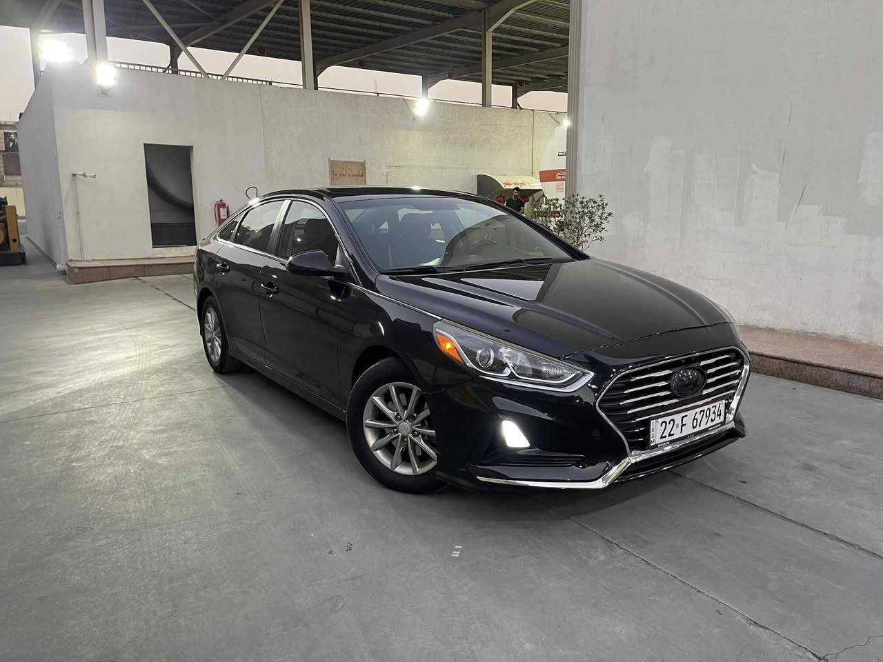 سلام عليكم سونتا امركي بيه صبغ طوك جملغ الخلفي بدون ارباك سياره جاهزه تخم تاير حداديه كير مكينه تبريد كفاله سياره جديده مابيه نقص السعر 127 وبيه مجال ***********
