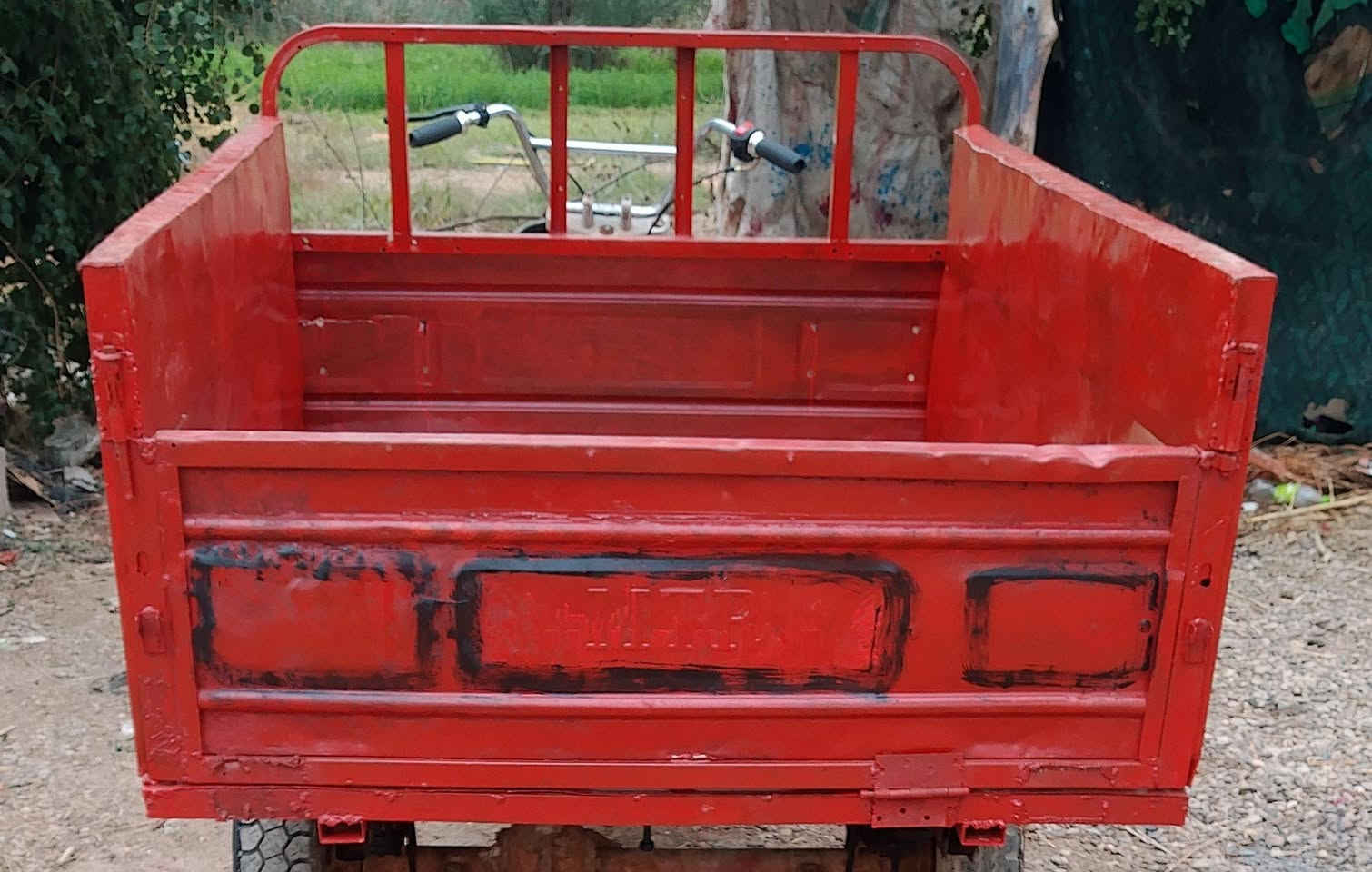 بدي.    لبيع     قطرت خياس.   ما بيه.   مكاني.  بابل.  سعره 125  وبيه مجال قليل  ***********
