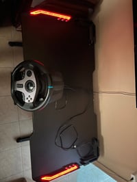 ١٢٠×٧٣×٦٠سم • إضاءة ليد RGB • شاشة ٣٢بوصة
