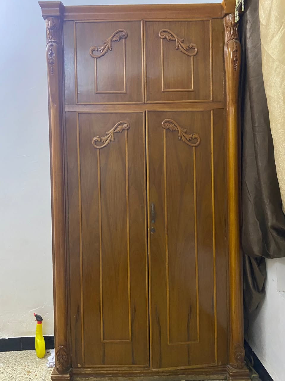 غرفة نوم للبيع سعره 1500 تواصل ***********
