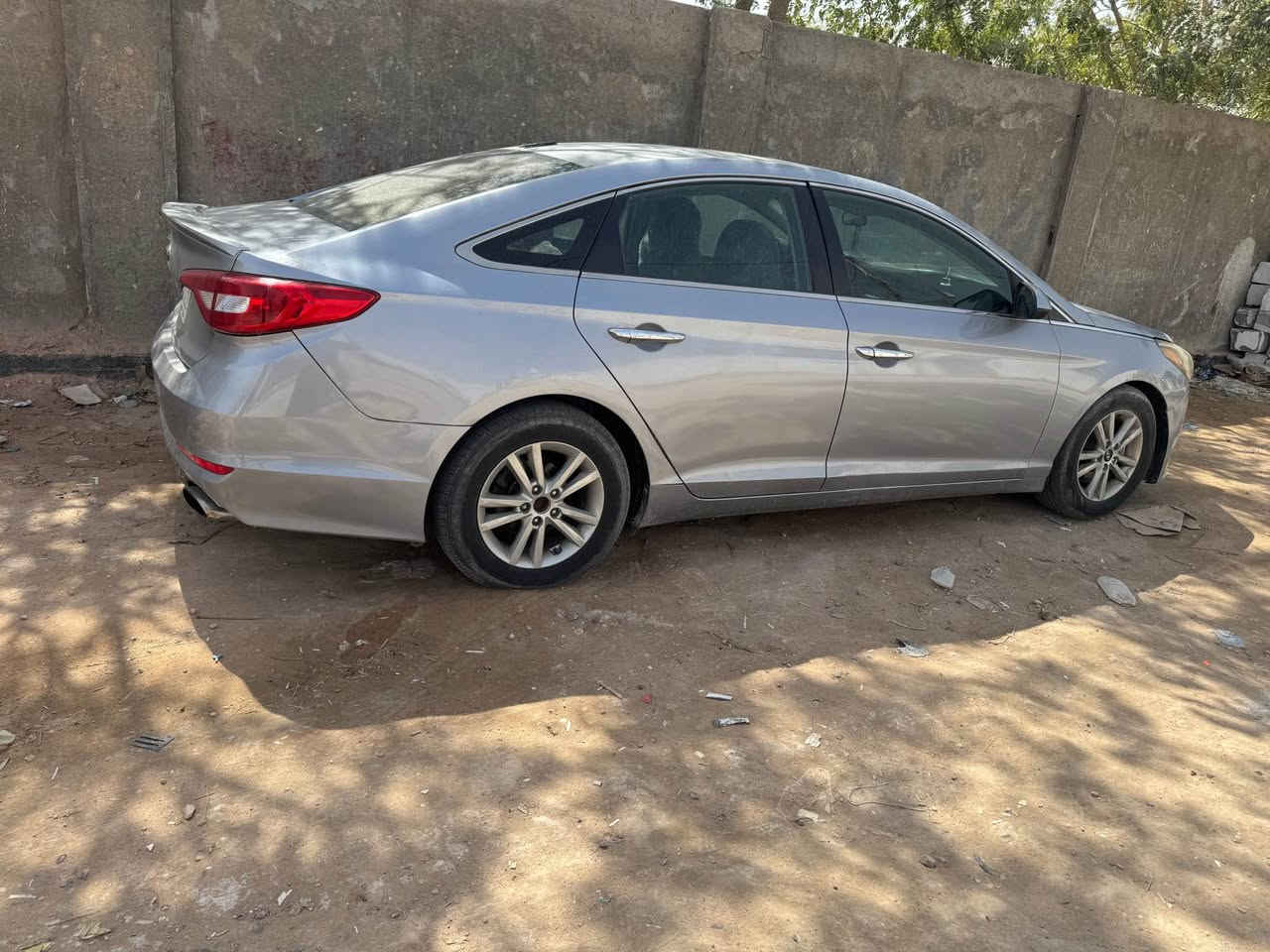 للبيع سوناتا ١٧ وارد أمريكي حادث جاملغ الخلفي فقط السيار بيه صبغ احزام اثر شخوط  وعندي تصوير فيديو قبل الصبغ السعر 90 ورقه  مكاني بلنجف 
*********** النجف, العراق
