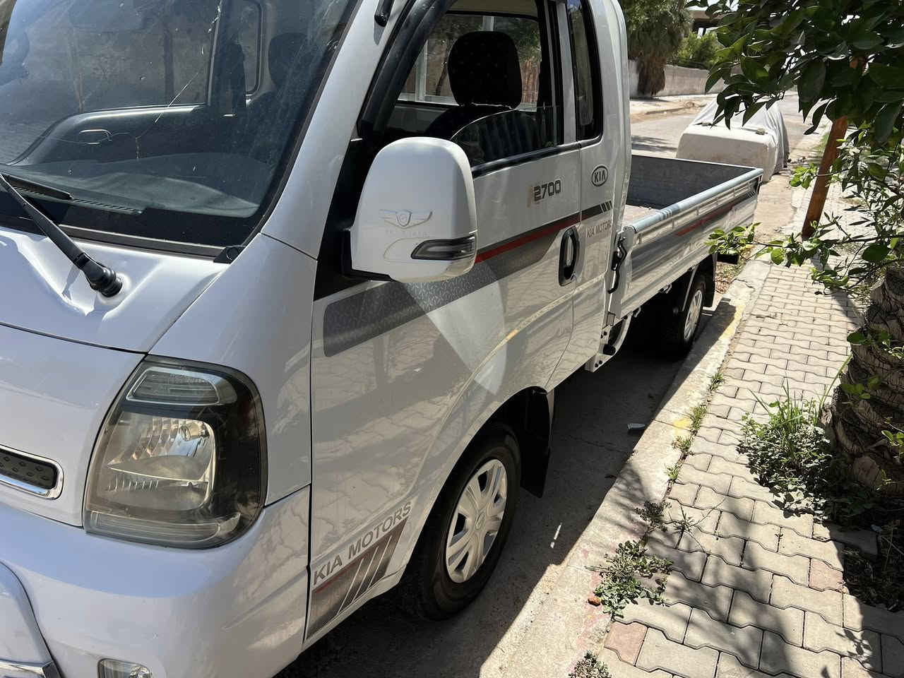 سلام عليكم كيا حمل البيع. سياره جديده
لاستفسار لانتصال 

‭0771 233 5300‬

‭0750 534 1734‬
