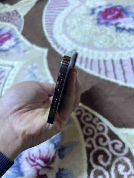 السلام عليكم جهاز ايفوان 13 برو ماكس نضيف جدا  100‎%‎ ذاكره 256 بطاريه 95. نموذج  m.  امريكي  
كامل ملحقاته كارتونه كيبل 

السعر؛ 450 الفف مستعجل ع بيعتوو 
توصل واتساب بس 
الهاتف ؛ ***********. متوفرً واتساب
