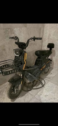 سكوتر ريان • بدون بطاريات • نظيف