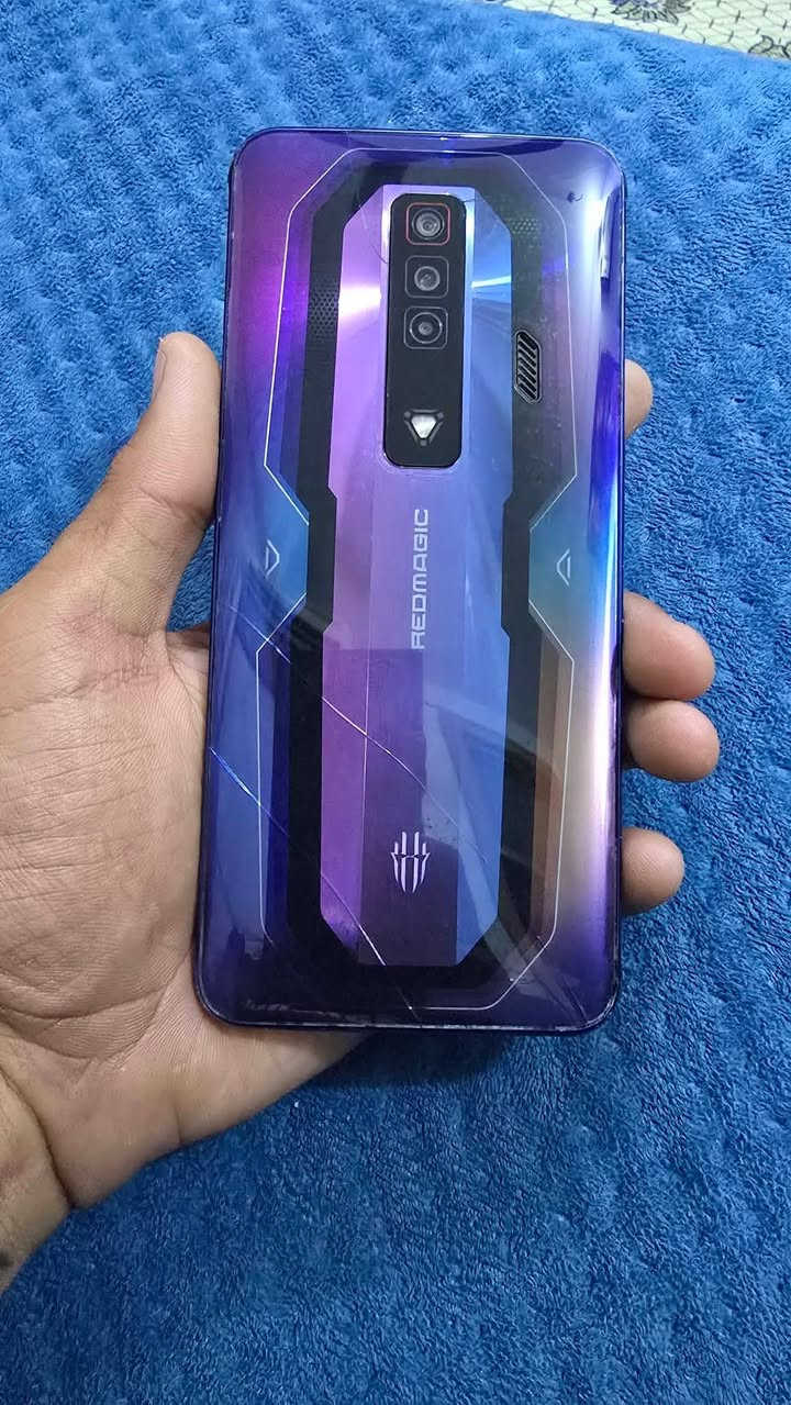 وحش الألعاب ريد مجك 7 ذاكره 256 عشوائيه 16 و 165 هيرتز بيه خدوش بسيطه بلضهر موجوده بلصور سعره 350 مكاني ديوانيه


**إذا كنت صاحب هذا الإعلان وتريد حذفه لأي سبب، رجاءا أرسل رسالة إلى الدعم الفني**