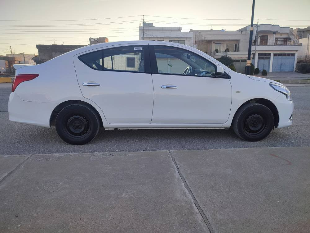 ***********    &&&&    ***********
NISAN SANNY    (2020)
 نیسان لاکشمی بای 2020  تۆماتیک
دەسک ستیل و دەبڵ گێچ و بلاجکتۆرە
هەزەوسەنەوی تازەیە تا 2031 بەناو خۆمانەوەیە
تەنها (90)هەزاری حقیقی ڕۆشتووە
بێ بۆیاخ و بێ چاڵ و بێ شوخته
گێڕو مەکینەی نەکراوەتەوە و بەشەرتی دەفیتەر  
شاشە ئایپادو  کامێرایە
چوارتایە و ویلی لۆک لۆکی لەژێردای 
سەیارەکە نموونەیە و  چرکەی تێدا نی یە
سعر/107$ مجالی تێدایە    شوێن/شارەزوور-زەڕایەن
ژ.م/***********       &&&    *********** السليمانية, العراق
