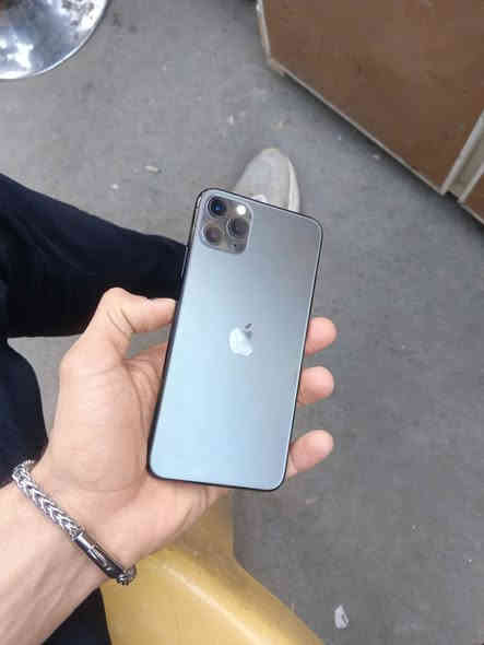 ايفون 11 ابرو ماكس حيل نضيف
ذاكره 256 بطاريه 84 مستبدل شاشه من الوكاله تفصيخ شرط والباقي مكفول سعره 345الف وبي مراوس او بيع ***********
