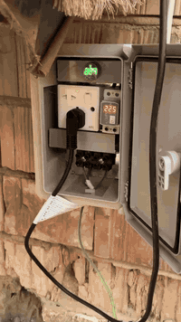 بورد منضومة شحن السيارات الكهربائي مع منضومة  الايرث 
#سيارت_الكهربائيه 
للتواصل ***********
***********
