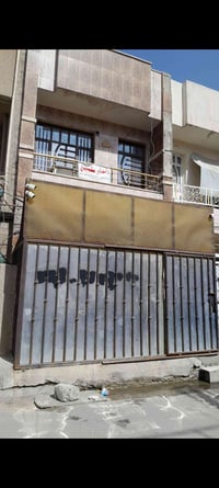 دار للبيع دار للبيع مساحة ٥٠ متر في منطقة المشتل رئاسة المعلمين خلف مر...